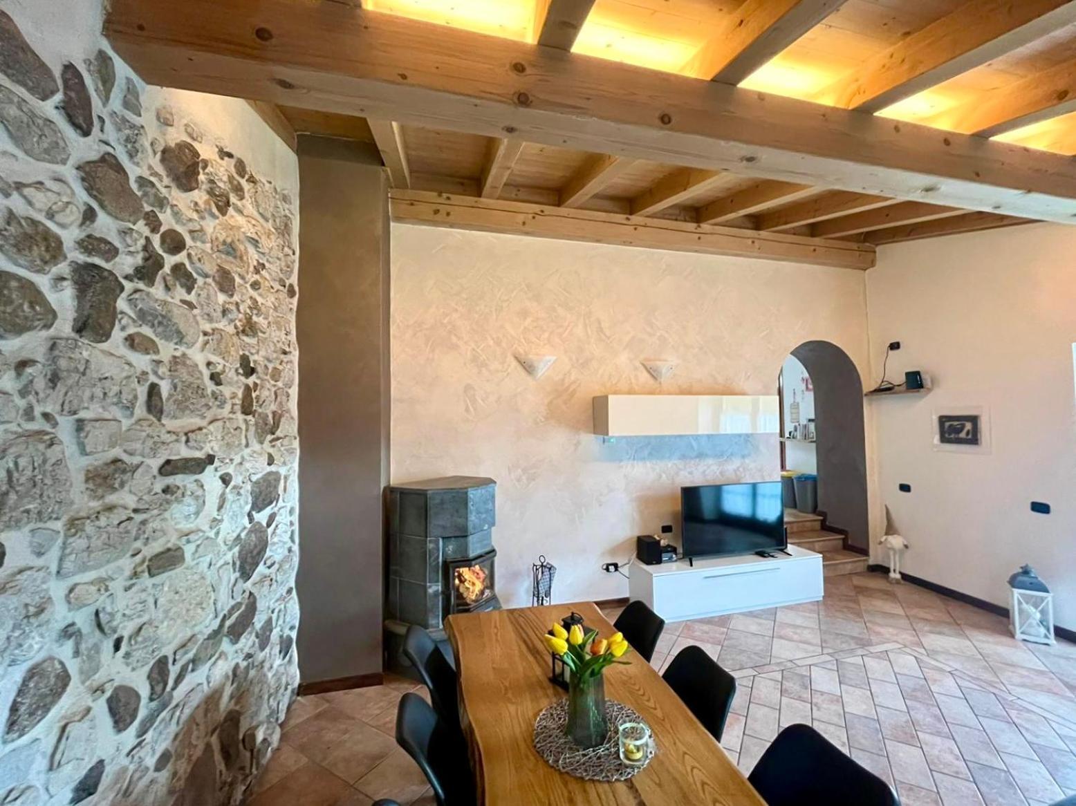 הוילה Ceniga Casa Al Castagneto מראה חיצוני תמונה
